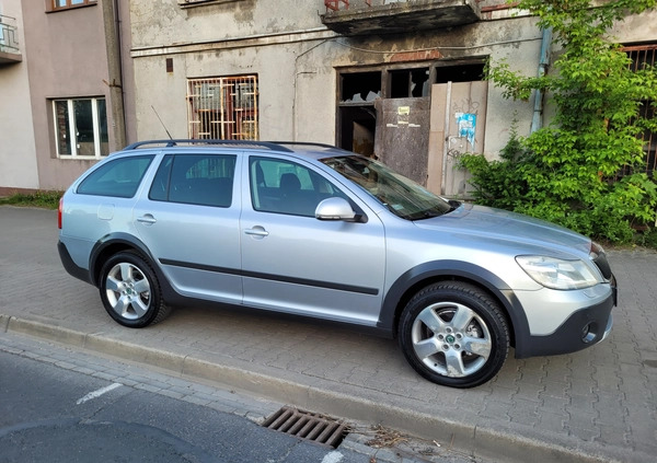 Skoda Octavia cena 30900 przebieg: 226000, rok produkcji 2010 z Pionki małe 781